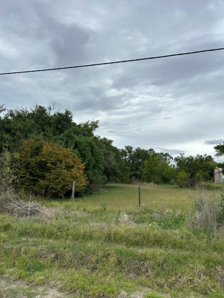 En venta lote de 20x70 en calle Mamboreta, Punta del Indio