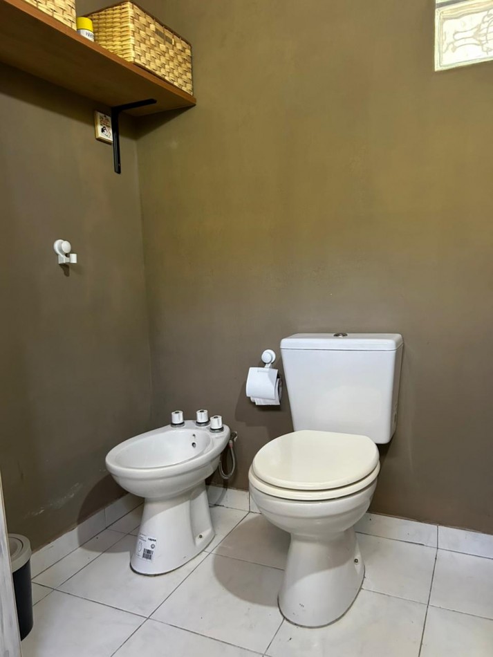 Cabaña con ampliacion sobre amplio lote de 1.530 m² en Punta Indio