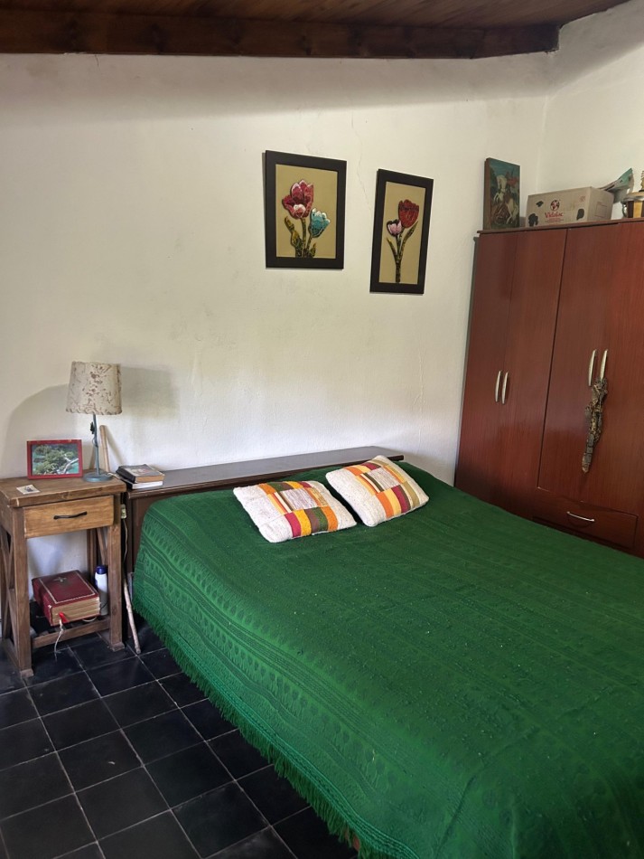 En venta casa de 2 dormitorios en esquina V. Lopez y La Selva, Punta Indio
