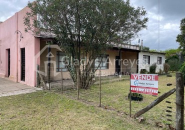 Casa Antigua En Calle 22 De Vieytes, Partido De Magdalena.